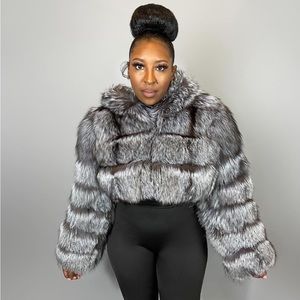 100% genuine Fox Fur cropped Jacket with Hood
